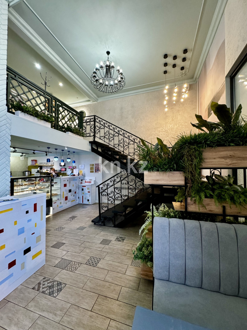 Продажа , 300 м², ул. Чкалова - Продажа офисных и торговых помещений в Караганде фото 7 из 17