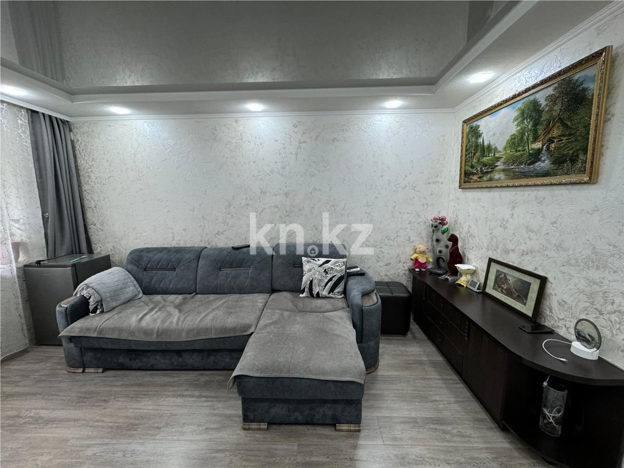Продажа 2-комнатной квартиры, 42 м² - Продажа двухкомнатных квартир в Караганде - страница 2 фото 1 из 4