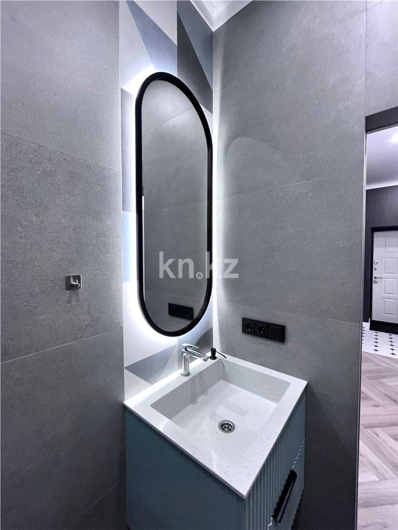 Продажа 2-комнатной квартиры, 73 м², ул. Момышулы - Продажа квартир в Караганде фото 45 из 67