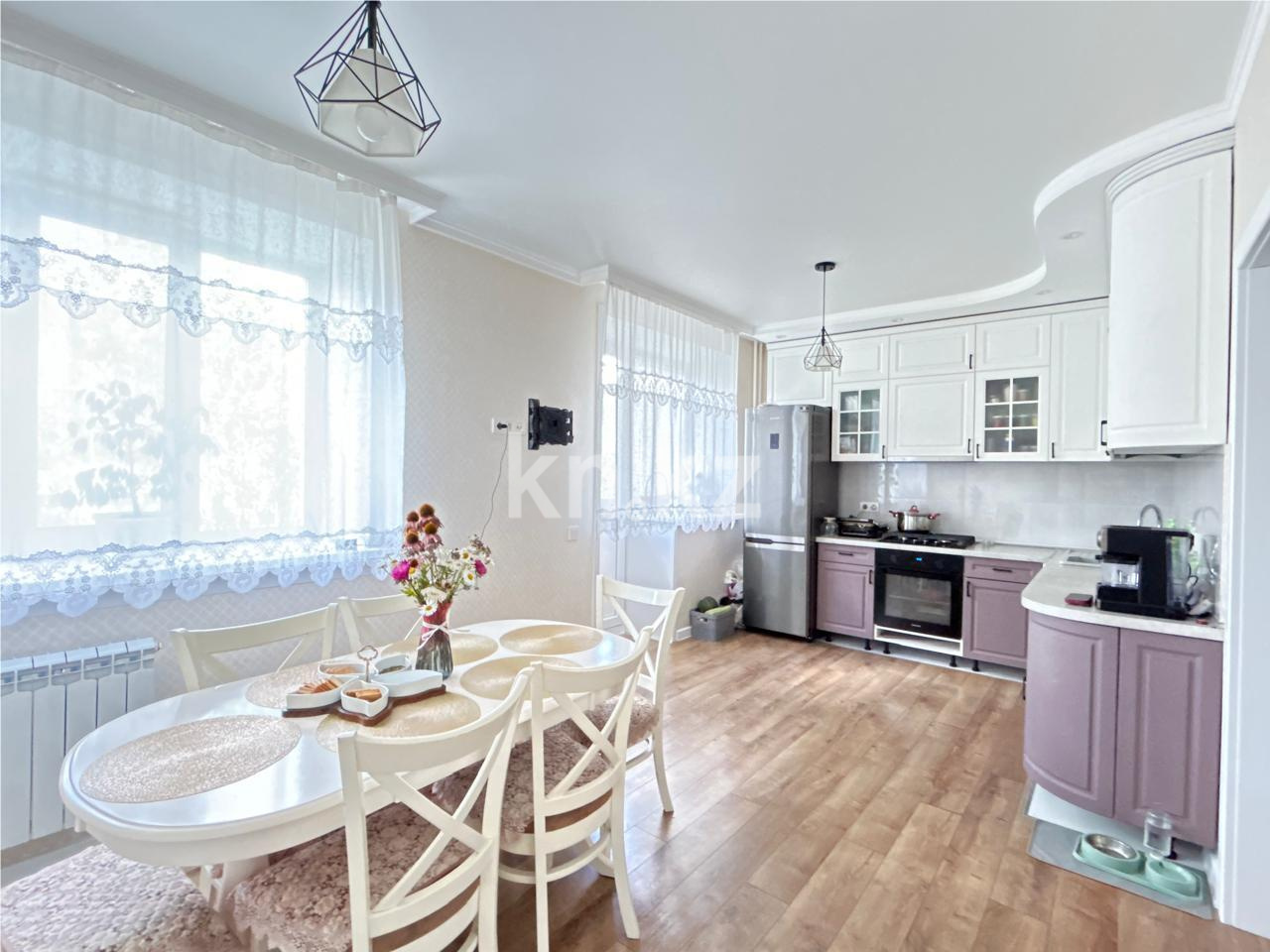 Продажа 4-комнатной квартиры, 143.8 м², ул. Бараева - Продажа  четырехкомнатных квартир в новостройках Астаны фото 1 из 22