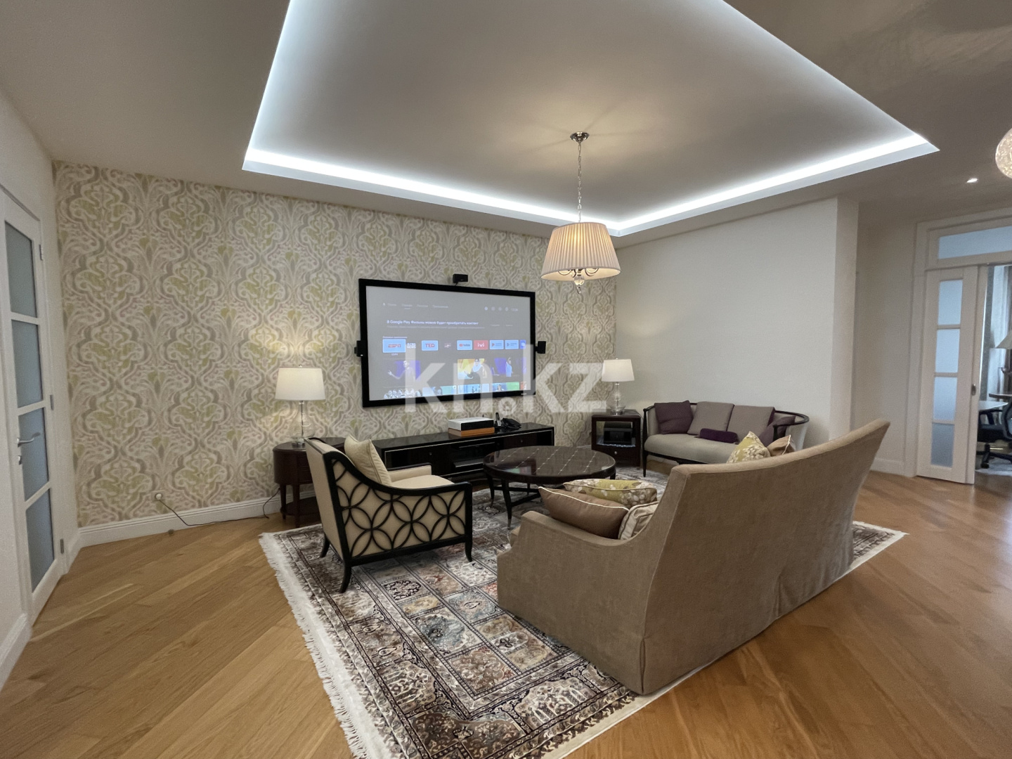 Аренда 5-комнатной квартиры, 215 м², ул. Мухамедханова, дом  7/1 - пр. Туран - Аренда жилой и коммерческой недвижимости в Астане фото 1 из 40