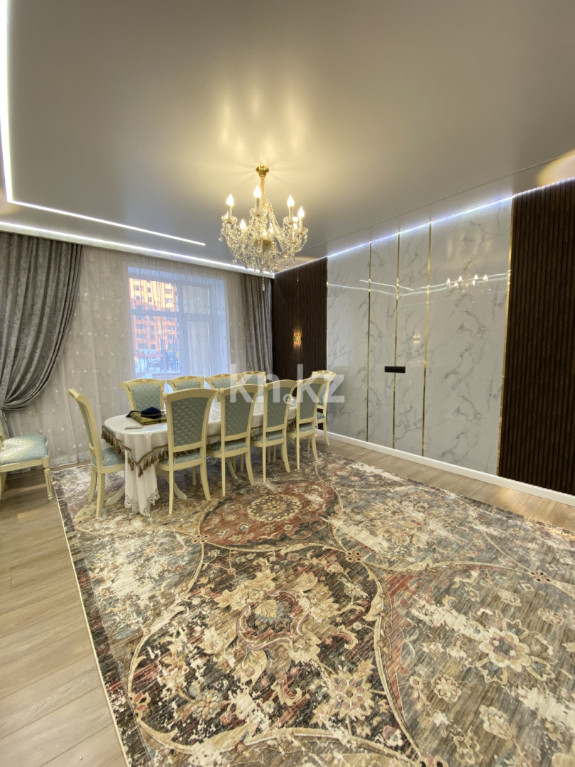 Продажа 3-комнатной квартиры, 94 м², ул. Ашимова, дом  17 - Продажа квартир в новостройках Караганды фото 1 из 20