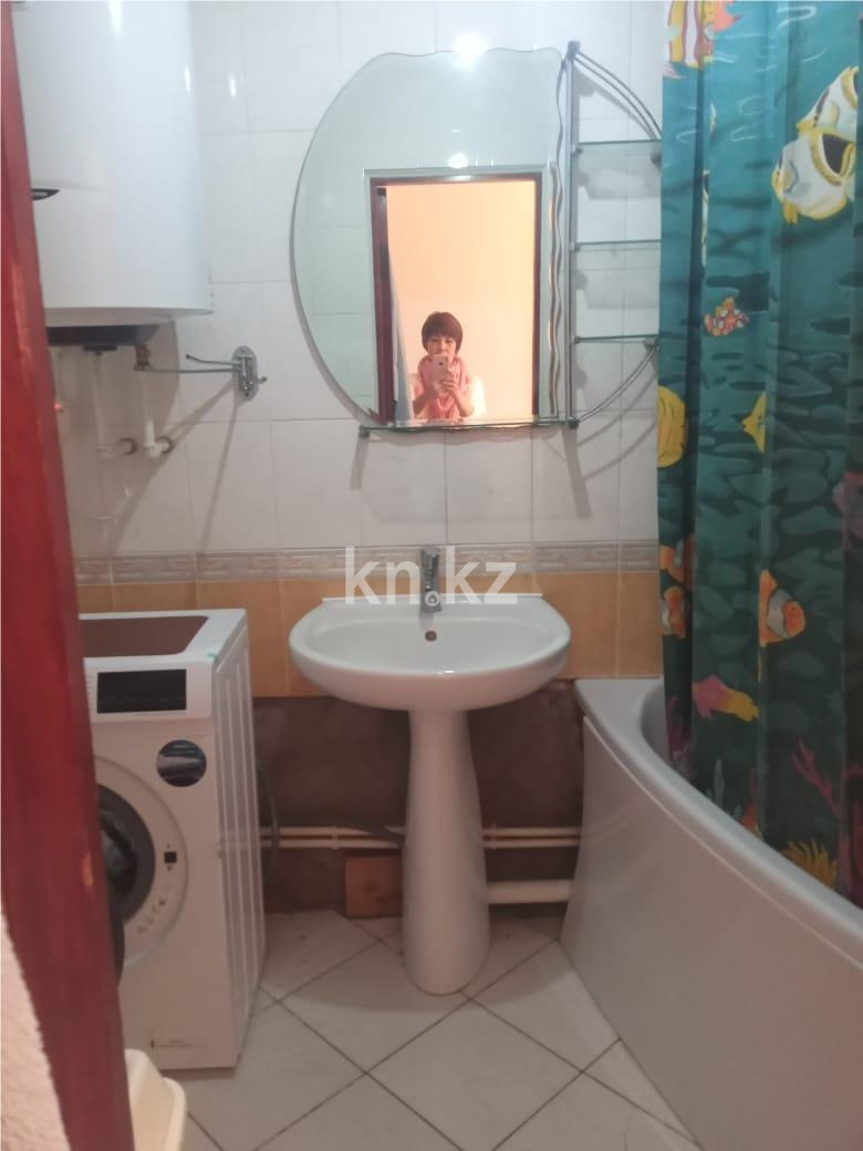 Продажа 4-комнатной квартиры, 80 м², пр. Бухар-жырау - Продажа  четырехкомнатных квартир в Караганде фото 7 из 13