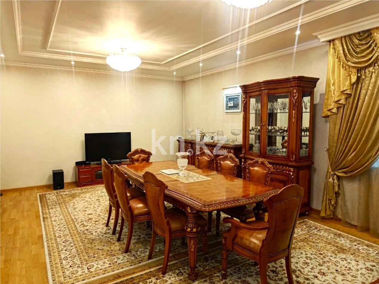 Продажа 8-комнатного дома, 433 м² - Продажа пятикомнатных и более домов, коттеджей в Караганде фото 2 из 48