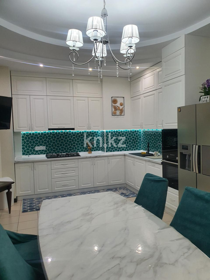 Продажа 4-комнатной квартиры, 240 м² - Продажа четырехкомнатных квартир в Алматы фото 21 из 28