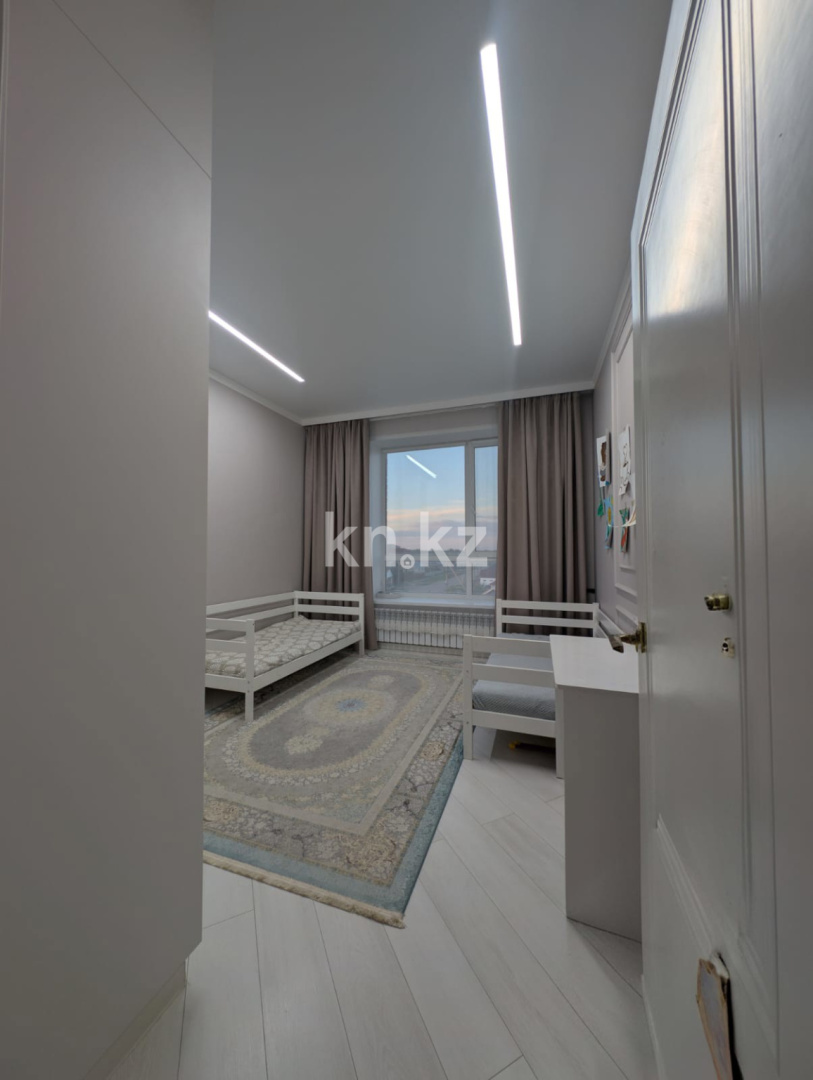 Продажа 4-комнатной квартиры, 115 м² - Недвижимость в Уральске фото 5 из 22