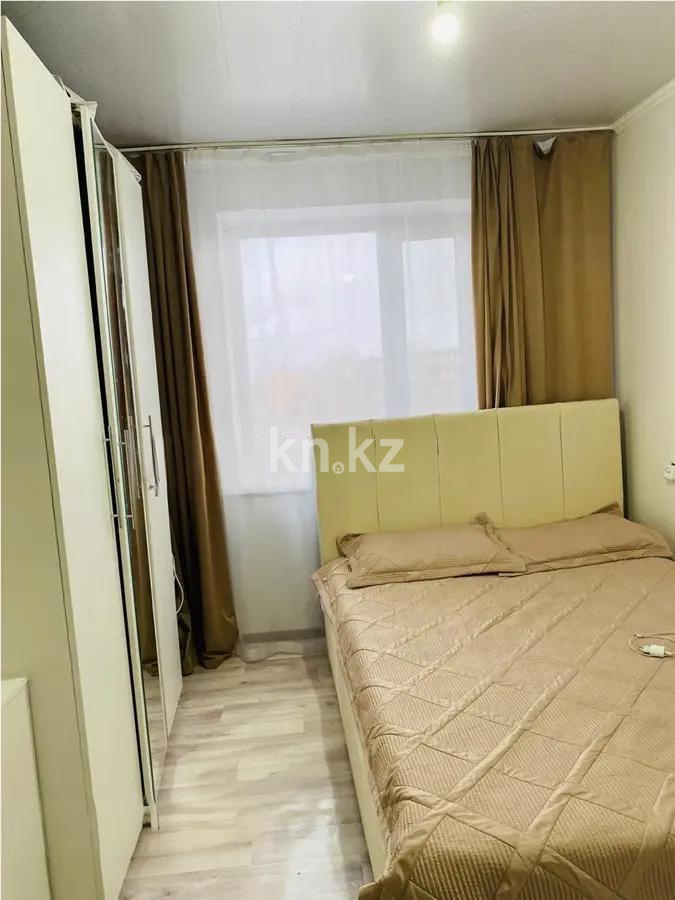 Продажа 3-комнатной квартиры, 47 м², мкр-н 13, дом  8 - Продажа  трехкомнатных квартир в Караганде с фото фото 2 из 5