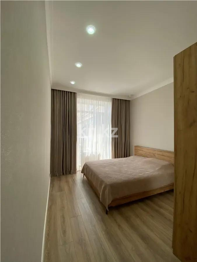 Продажа 3-комнатной квартиры, 97 м², мкр-н Степной-4, дом  участок 23/2 - Продажа квартир в Караганде фото 2 из 6