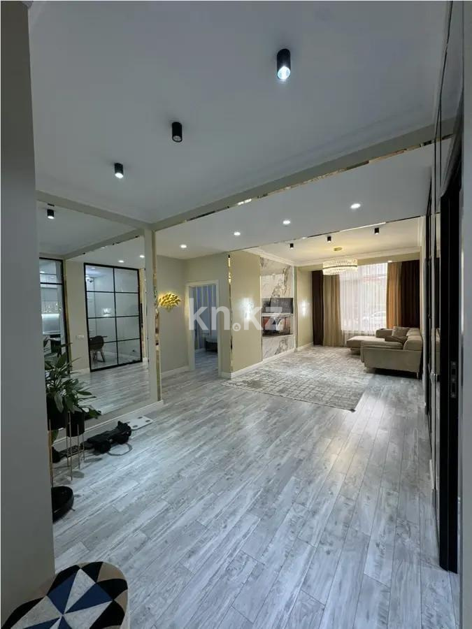 Продажа 4-комнатной квартиры, 120 м², ул. Навои, дом  68/2 - Продажа  четырехкомнатных квартир в новостройках Алматы без посредников фото 1 из 7