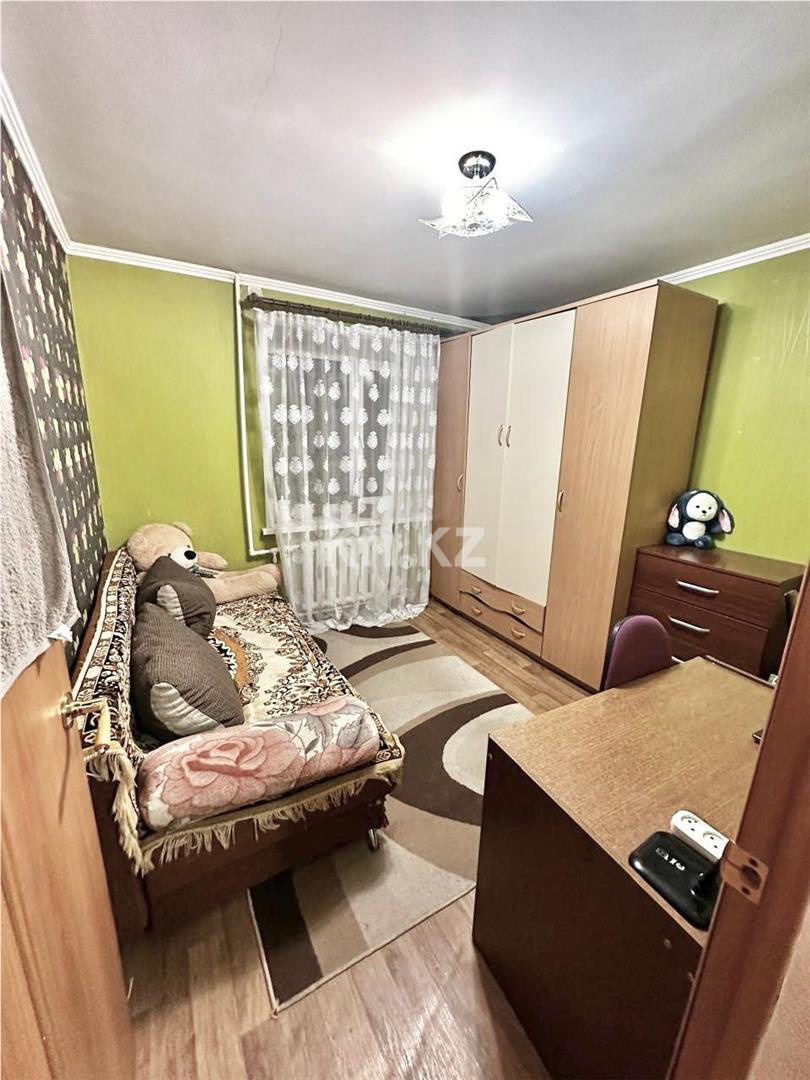 Продажа 3-комнатной квартиры, 60 м², мкр-н Восток-1 - Продажа  трехкомнатных квартир в Караганде фото 1 из 14