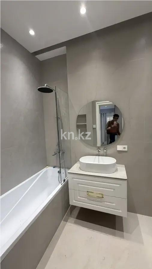Продажа 4-комнатной квартиры, 220 м² - Продажа четырехкомнатных квартир от собственников в Алматы фото 7 из 9