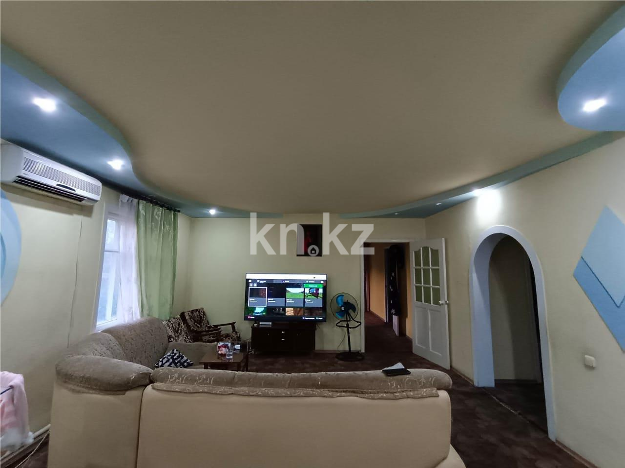 Продажа 6-комнатного дома, 221.9 м², ул. 2-я Пятилетка - Продажа  пятикомнатных домов, коттеджей в Караганде с фото фото 1 из 27