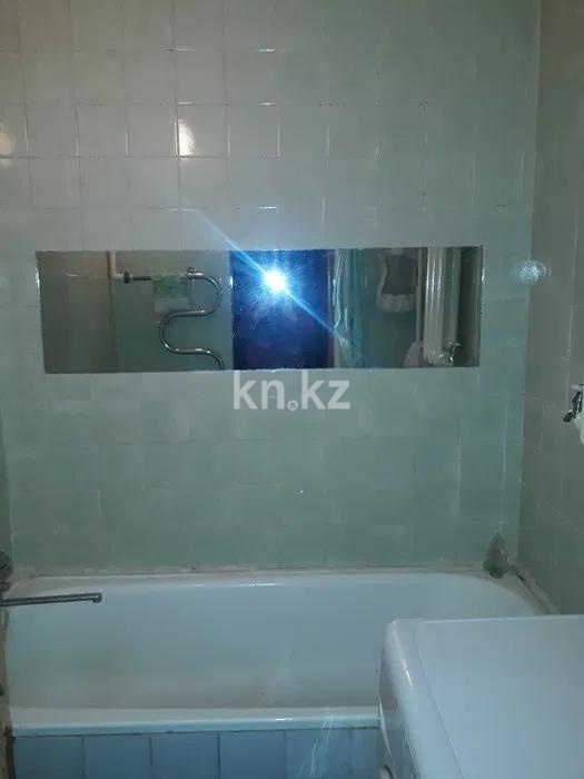 Продажа 3-комнатной квартиры, 68 м², ул. Таттимбета, дом  11 в Караганде - фото 5