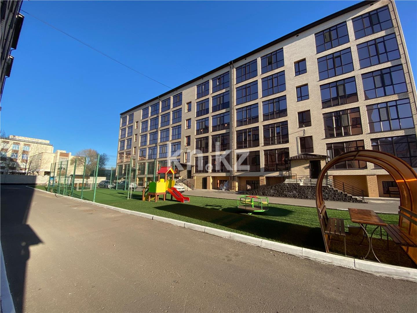 Продажа 2-комнатной квартиры, 67 м², ул. Муканова, дом  41/23 - Продажа  двухкомнатных квартир в Караганде фото 16 из 18