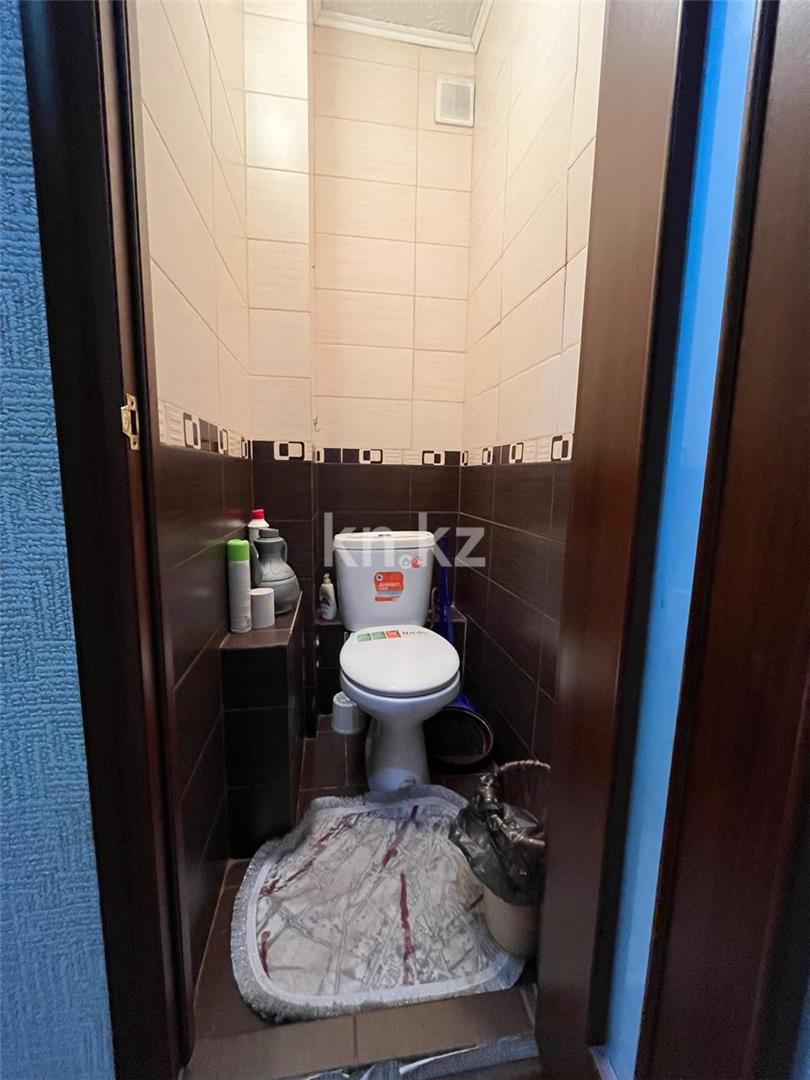 Продажа 3-комнатной квартиры, 64 м², мкр-н 13 в Караганде - фото 6