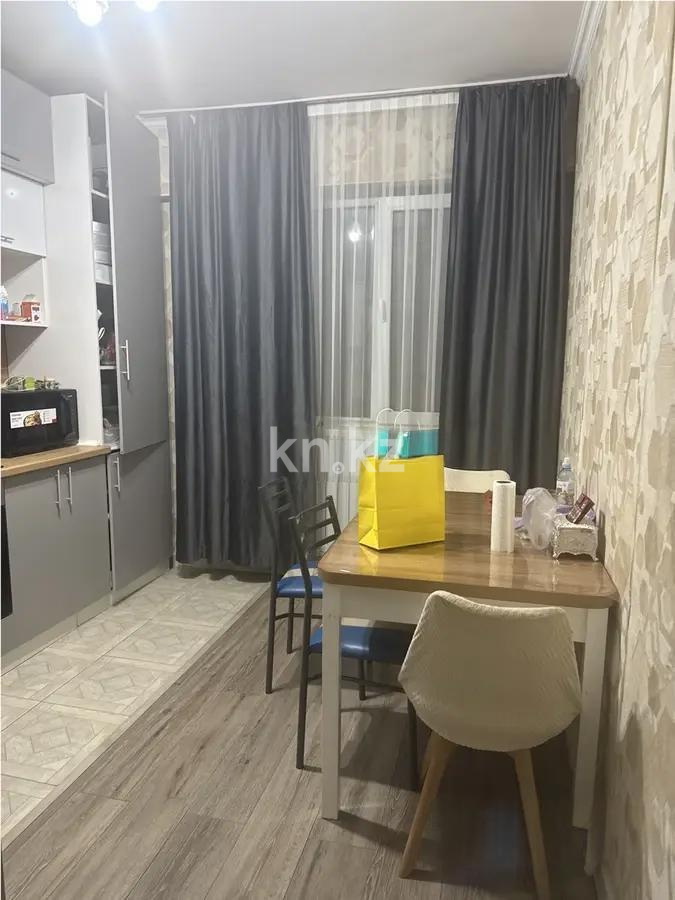 Продажа 2-комнатной квартиры, 70 м², ул. Жунисова, дом  14/1 - Продажа квартир в Казахстане фото 1 из 2