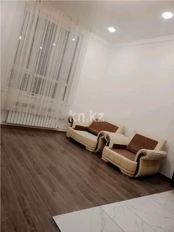 Продажа 3-комнатной квартиры, 63 м², ул. А-102, дом  11/2 - Продажа  трехкомнатных квартир в Астане фото 1 из 4