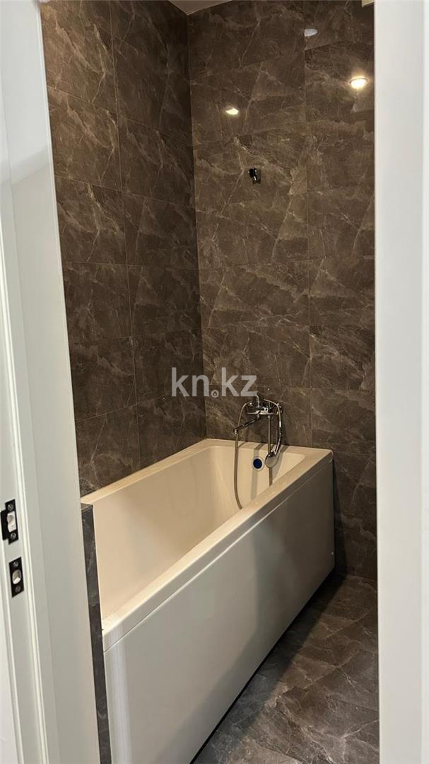 Продажа 1-комнатной квартиры, 42 м², ул. Кулкыбаева - Продажа квартир в Караганде фото 5 из 9