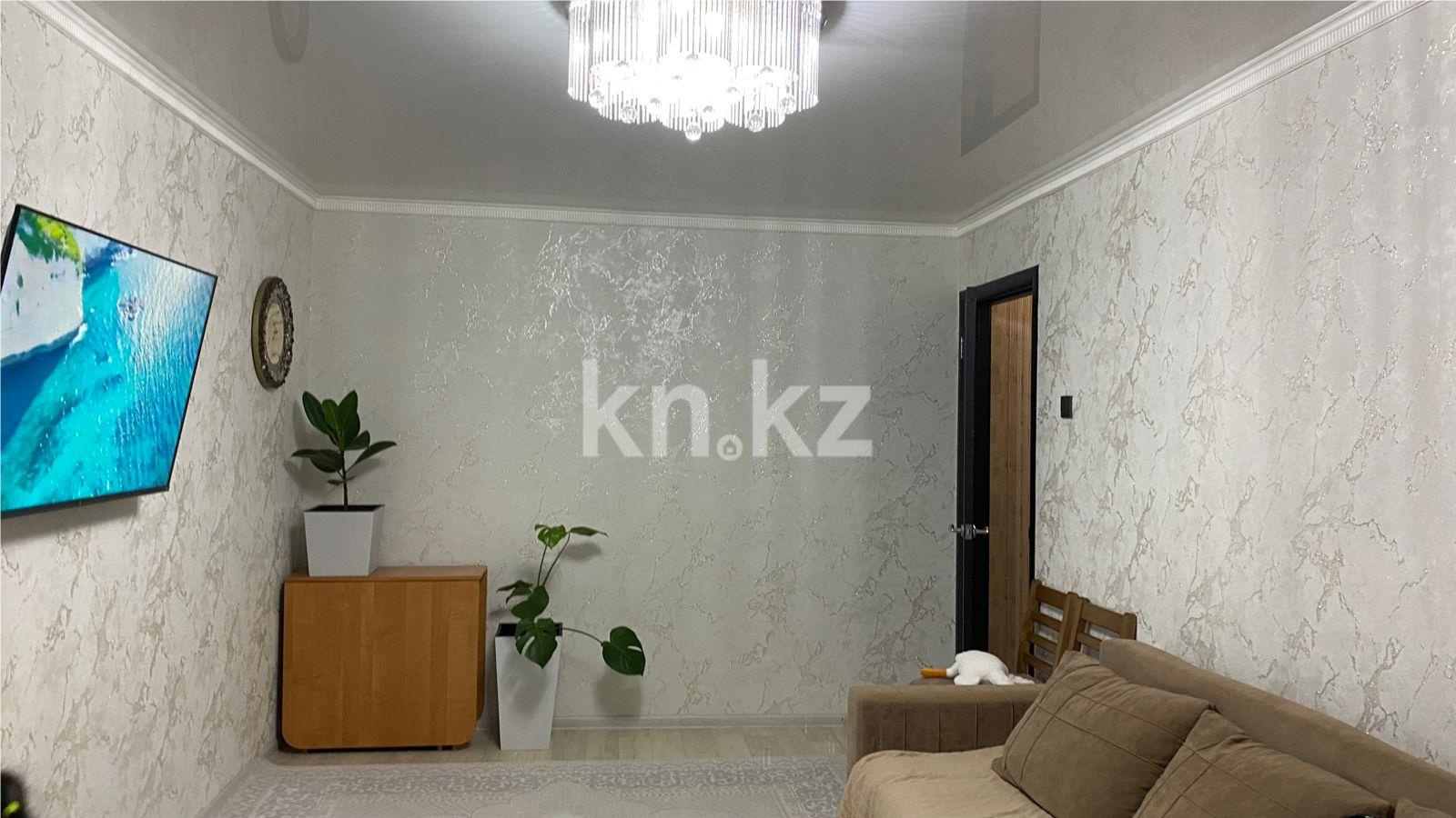 Продажа 3-комнатной квартиры, 56 м², мкр-н 12 - Продажа квартир в Караганде фото 2 из 9