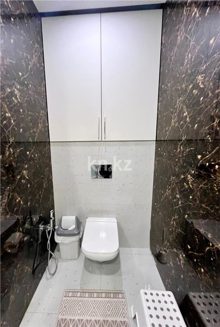 Продажа 4-комнатной квартиры, 107 м², пр. Шахтеров - Продажа  четырехкомнатных квартир в Караганде фото 24 из 40