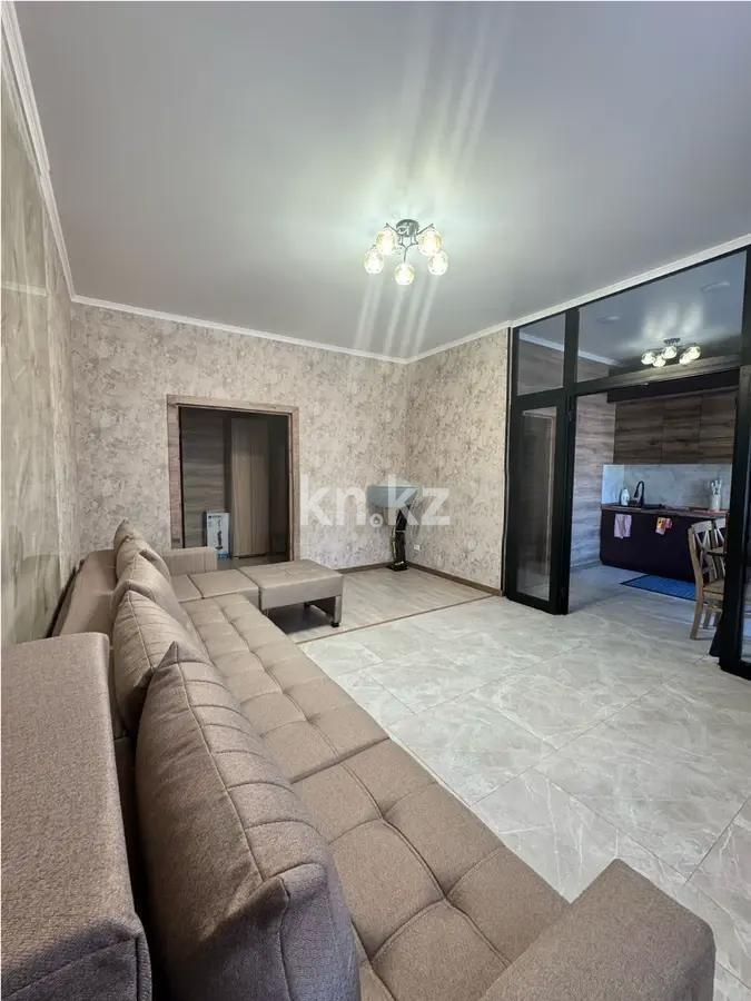 Продажа 3-комнатной квартиры, 90 м², пр. Шахтеров, дом  73/1 - Продажа  трехкомнатных квартир в новостройках Караганды без посредников фото 1 из 6