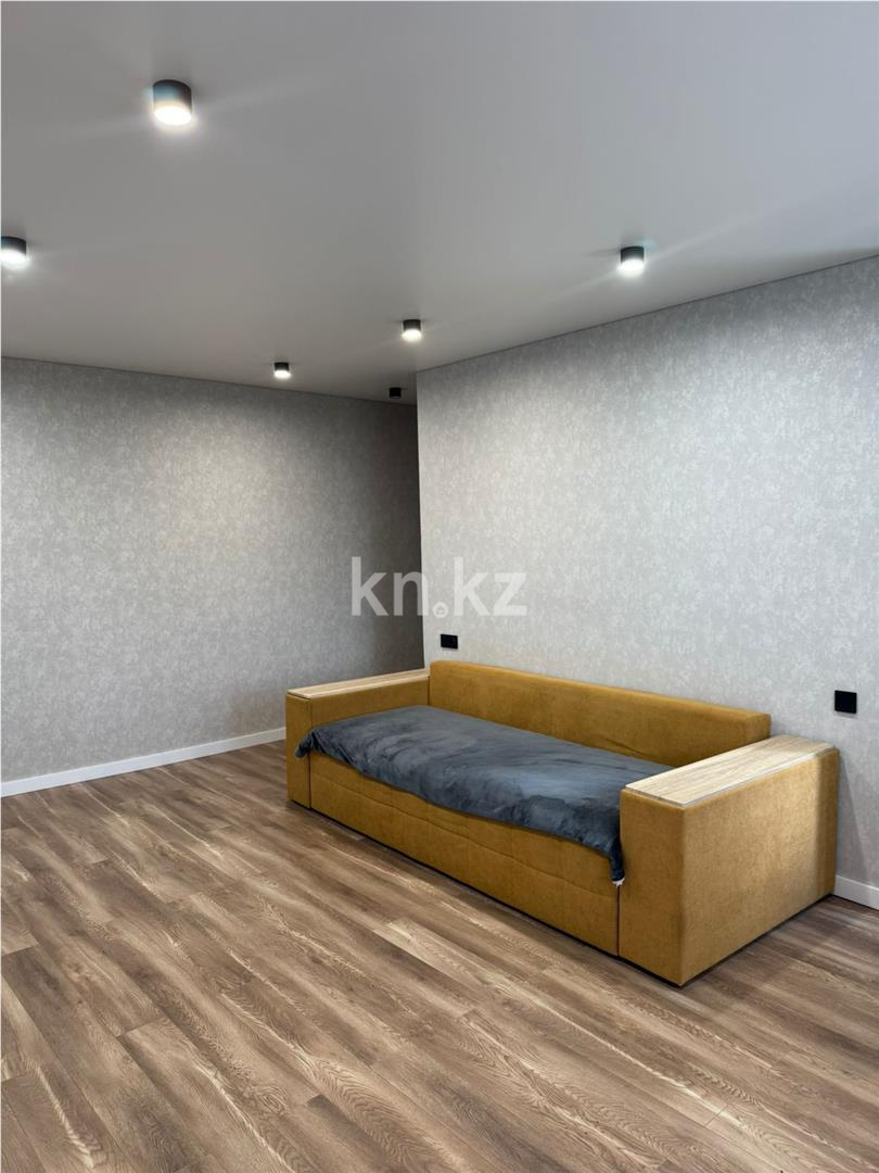 Продажа 2-комнатной квартиры, 44 м², ул. Ермекова в Караганде - фото 2