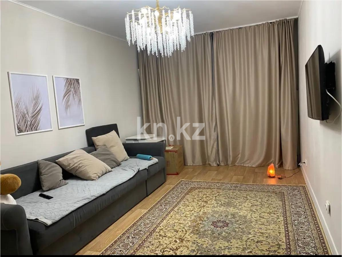 Продажа 3-комнатной квартиры, 77 м², ул. Сауран, дом  14 - Продажа  трехкомнатных квартир в Астане фото 1 из 5