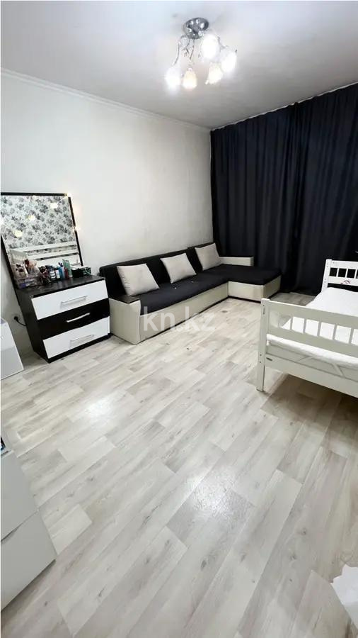 Продажа 1-комнатной квартиры, 40 м², мкр-н Кокжиек, дом  51 - Продажа квартир в Алматы фото 1 из 4