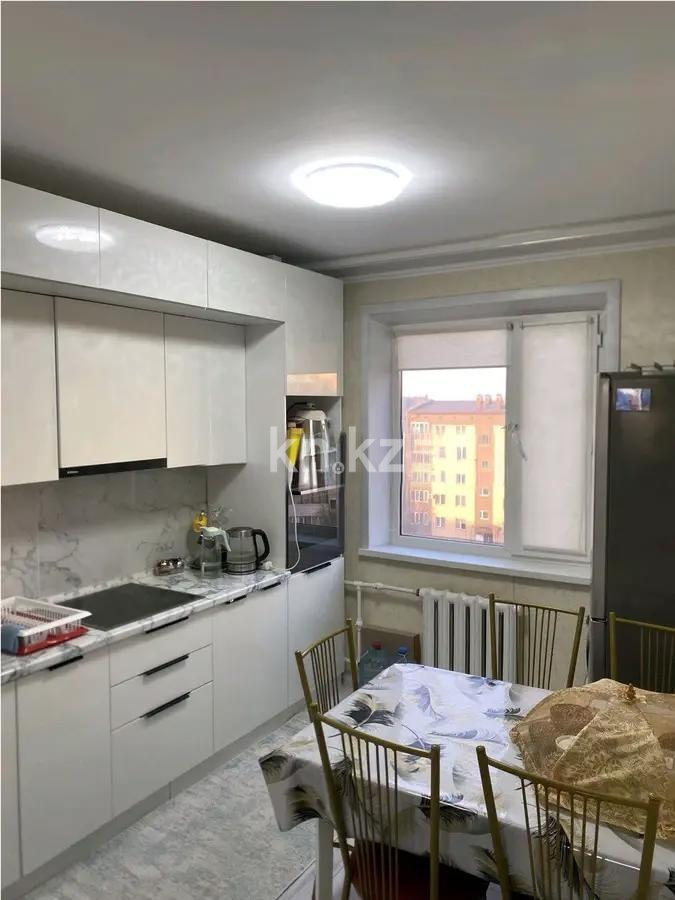 Продажа 3-комнатной квартиры, 64 м², мкр. Голубые Пруды, дом  4 - Продажа квартир в Казахстане фото 3 из 7