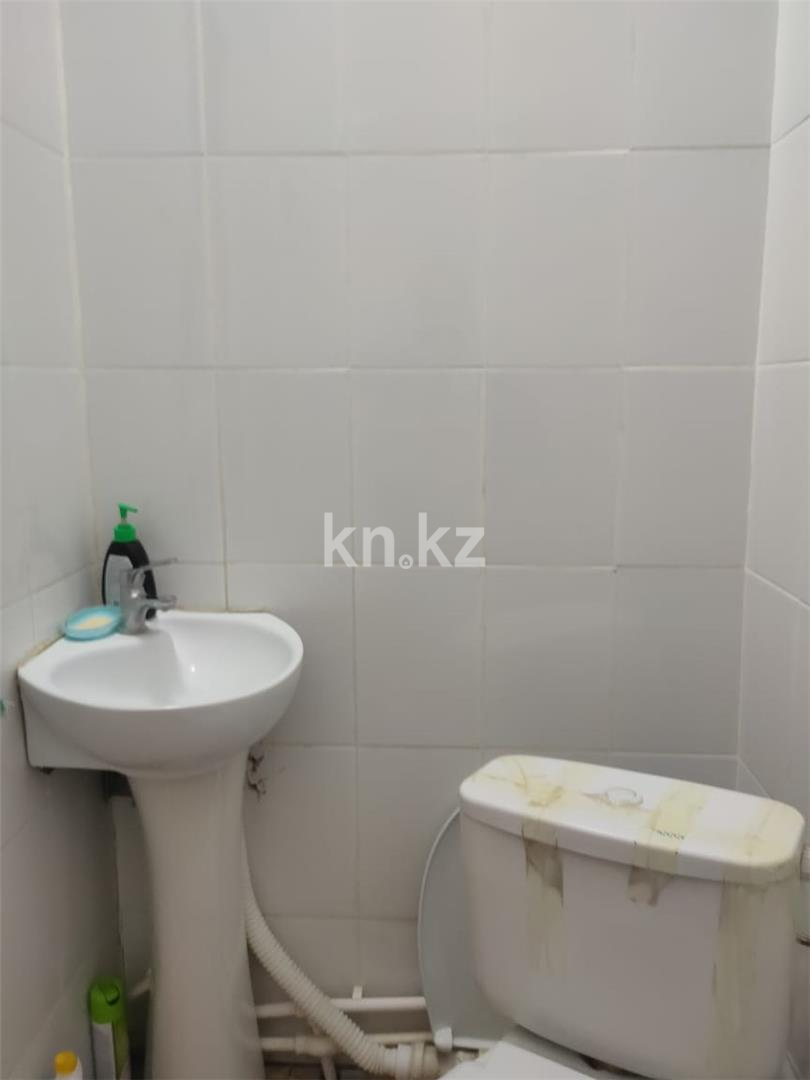 Продажа 10-комнатного дома, 650 м², ул. Джалиля - Продажа домов, коттеджей в Караганде с фото фото 10 из 35