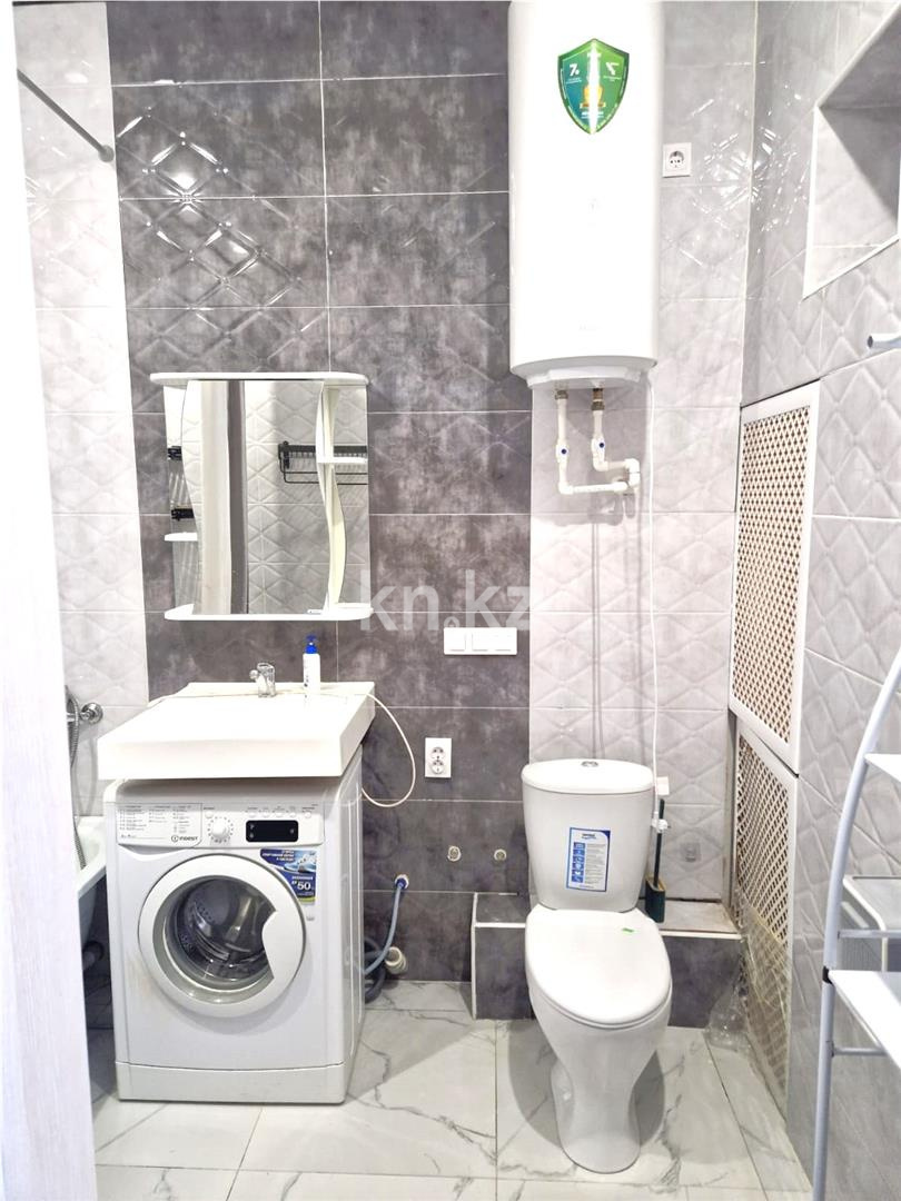 Продажа 2-комнатной квартиры, 43 м², ул. Ашимова - Продажа  двухкомнатных квартир в Караганде фото 7 из 10