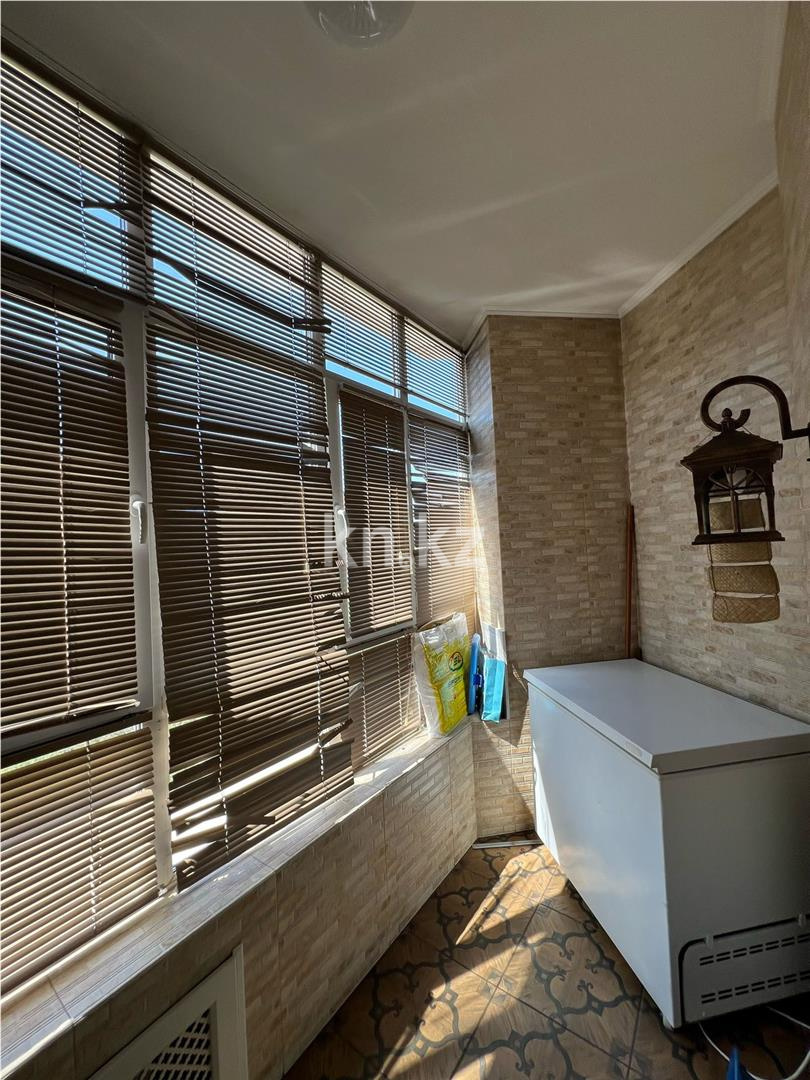 Продажа 3-комнатной квартиры, 127 м², ул. Аманжолова, дом  96/1 - Продажа квартир в Караганде фото 11 из 25