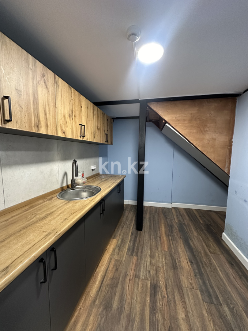 Аренда , пр. Кабанбай батыра, дом  49 - Аренда офисных и торговых помещений в Астане фото 4 из 9