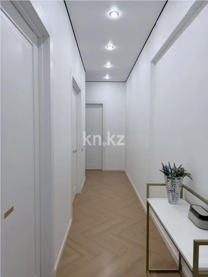Продажа 2-комнатной квартиры, 61.2 м² в Алматы - фото 4