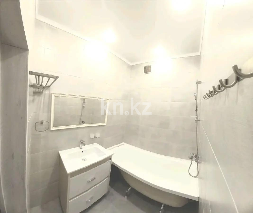 Продажа 3-комнатной квартиры, 90 м², ул. Муканова, дом  49/11 - Продажа квартир в Караганде без посредников фото 5 из 7