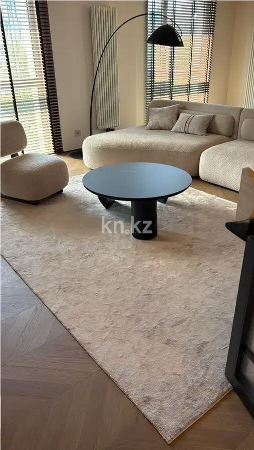 Продажа 5-комнатной квартиры, 212 м² в Астане