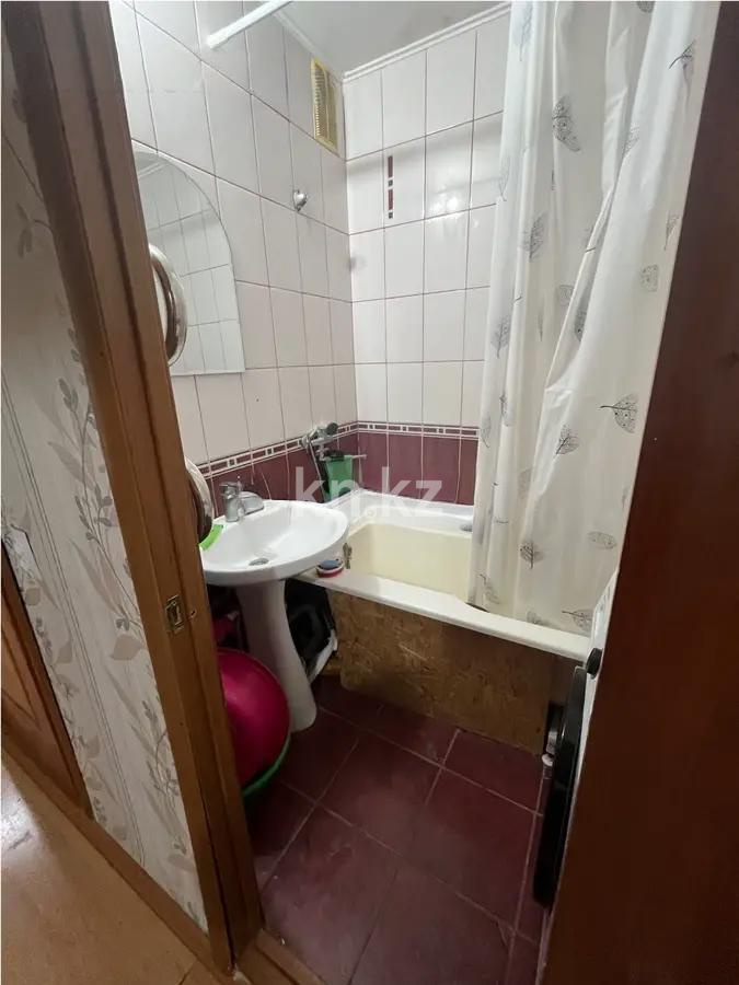 Продажа 2-комнатной квартиры, 56 м², мкр. Гульдер-1 в Караганде - фото 4