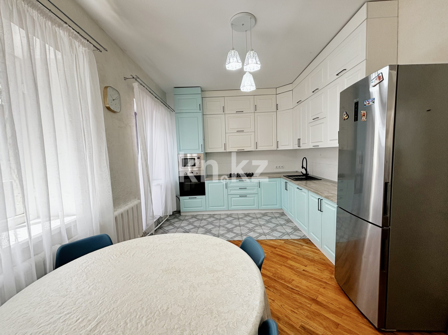 Продажа 6-комнатного дома, 300 м², ул. Оспанова - Продажа домов, коттеджей в Алматы без посредников фото 9 из 15