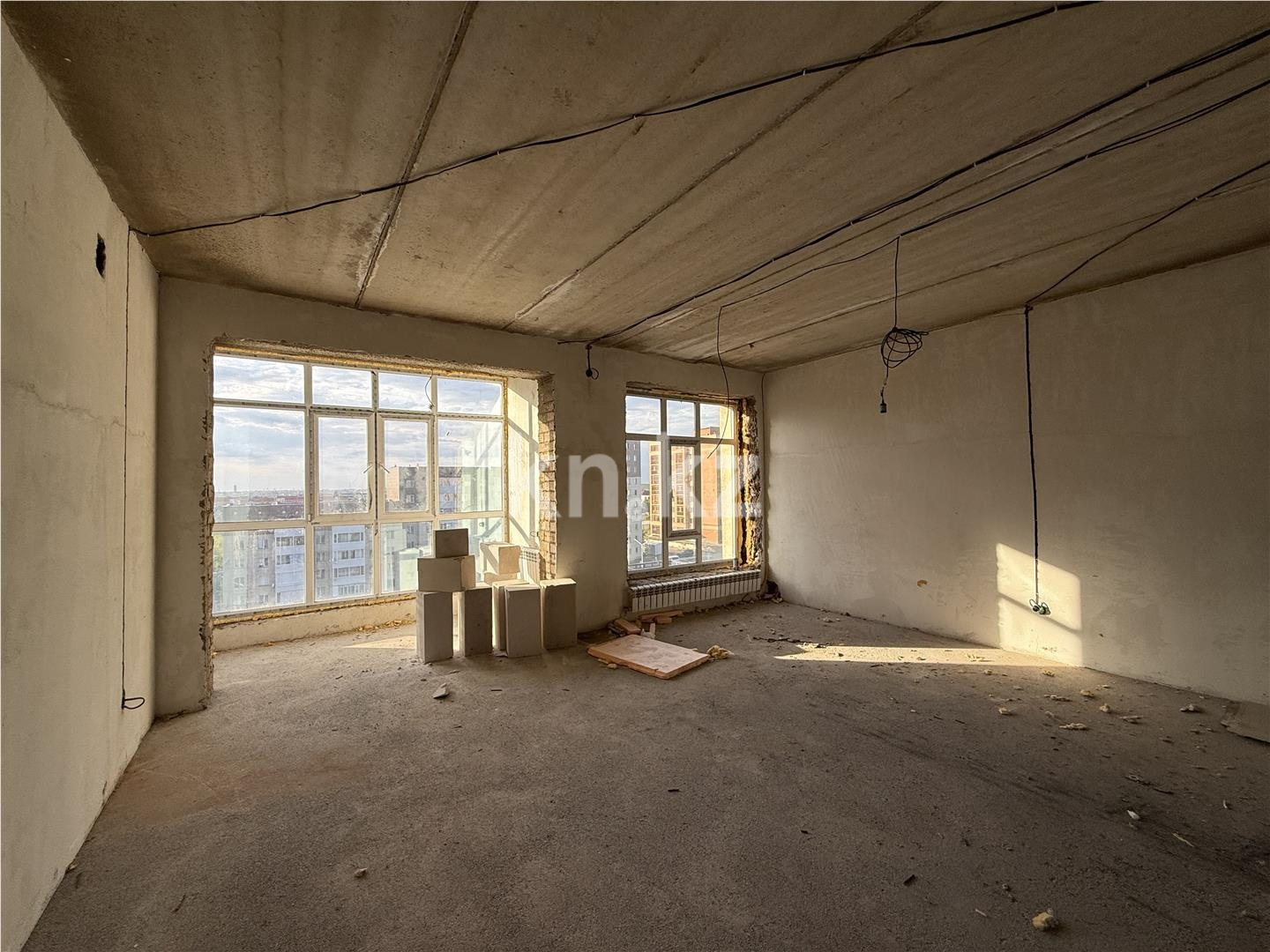 Продажа 5-комнатной квартиры, 159 м² в Караганде - фото 2