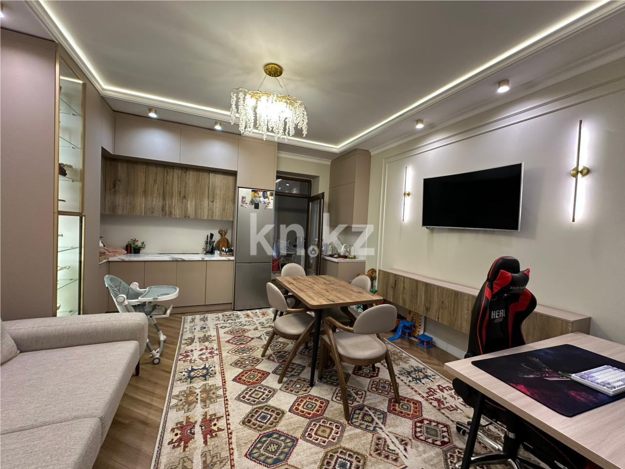 Продажа 3-комнатной квартиры, 74 м² - Продажа  трехкомнатных квартир в Караганде - страница 2 фото 1 из 24