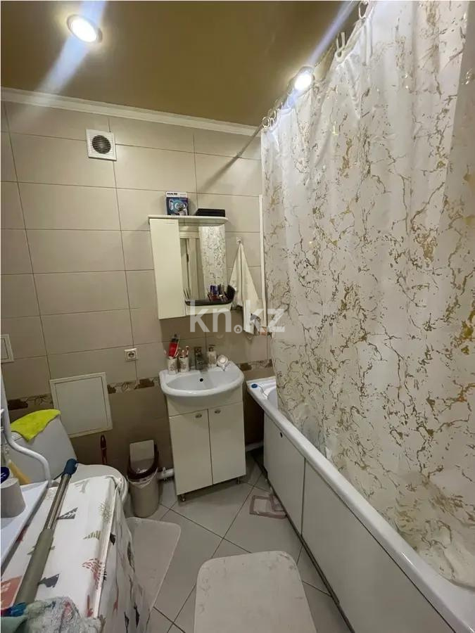 Продажа 3-комнатной квартиры, 70.6 м², пр. Момышулы, дом  15/3 в Астане - фото 3