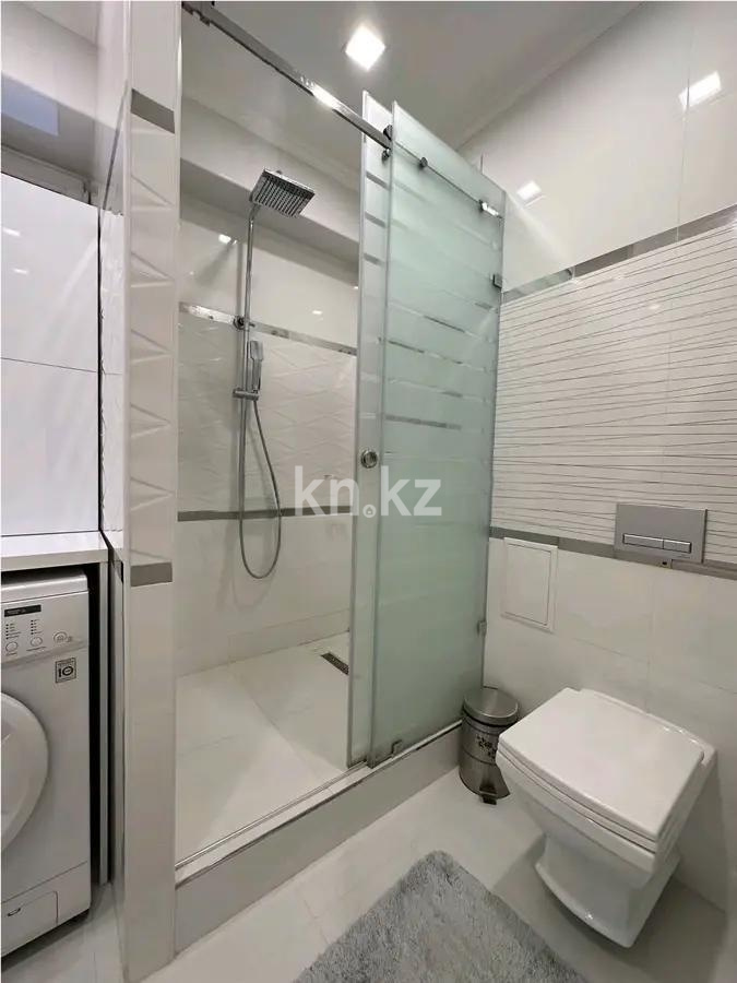 Продажа 3-комнатной квартиры, 101.2 м², ул. Толе би, дом  298/1 в Алматы - фото 5