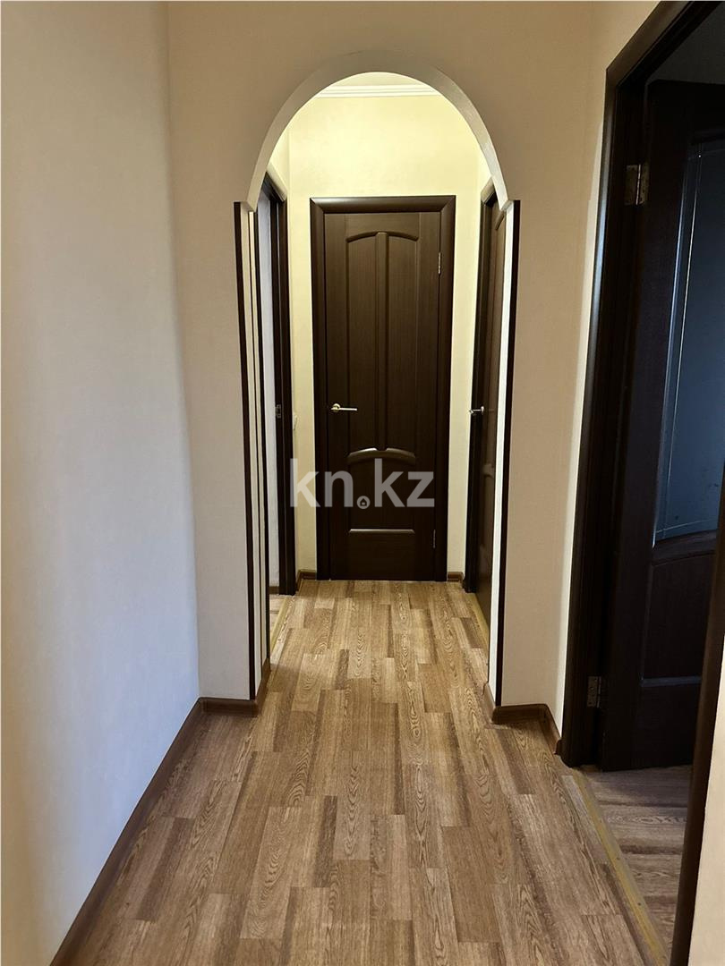 Продажа 4-комнатной квартиры, 81 м², мкр-н Орбита-1 - Продажа  четырехкомнатных квартир в Караганде фото 15 из 17