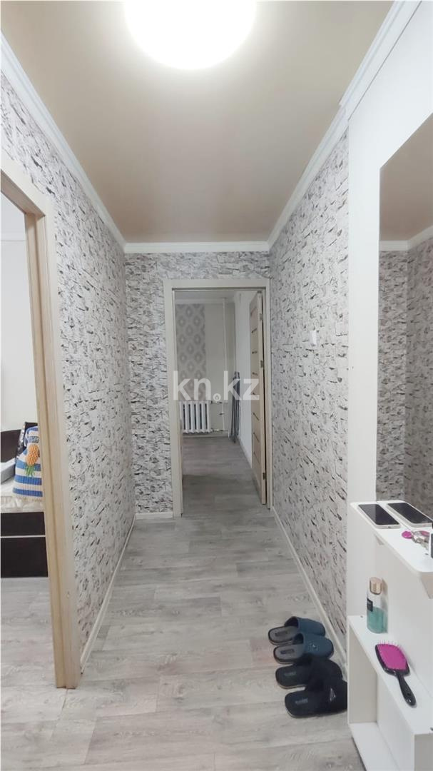 Продажа 2-комнатной квартиры, 43 м², мкр-н 12 в Караганде - фото 9