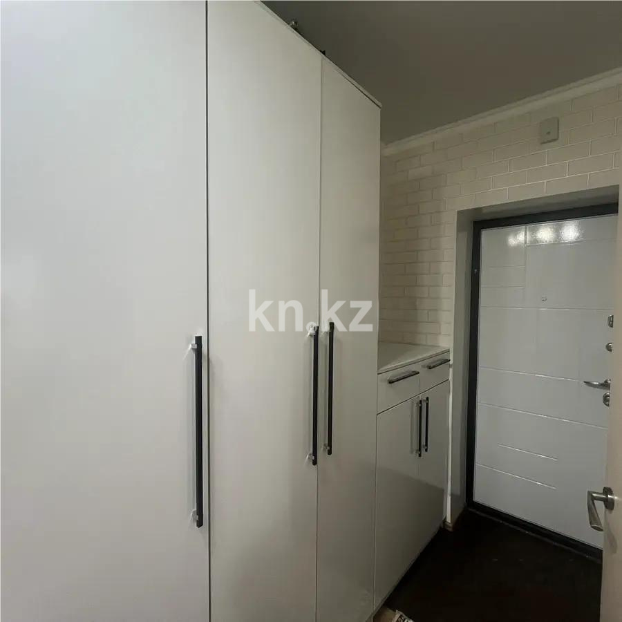 Продажа 2-комнатной квартиры, 40 м², пр. Абылай хана, дом  54 в Астане - фото 5