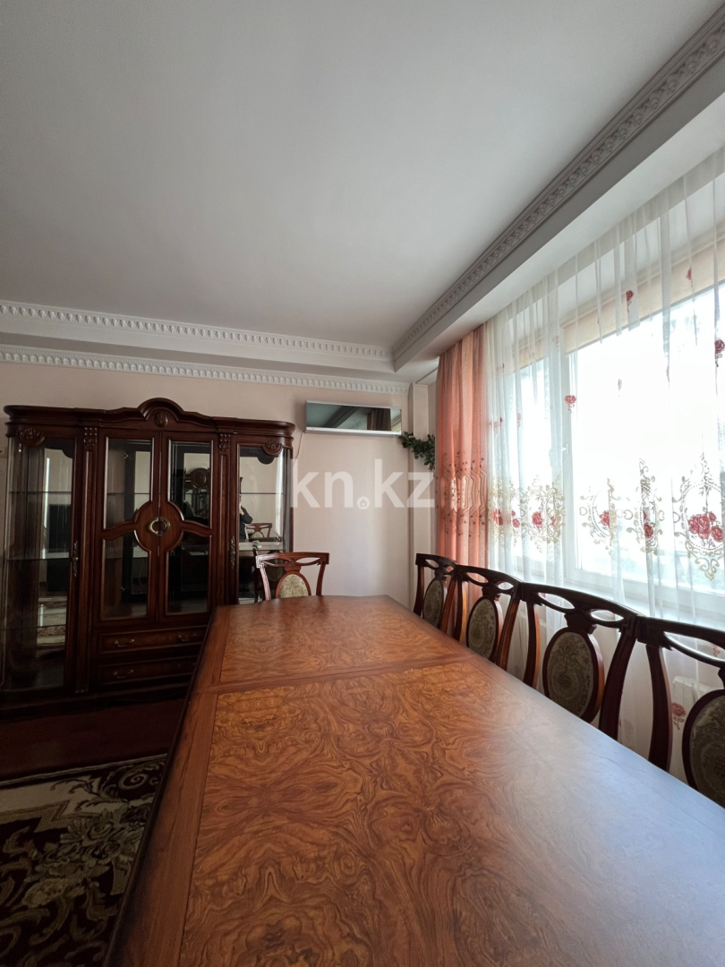 Аренда 3-комнатной квартиры, 145 м² - Аренда квартир помесячно в Казахстане фото 1 из 2