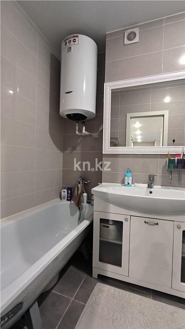 Продажа 3-комнатной квартиры, 94 м² в Караганде - фото 15