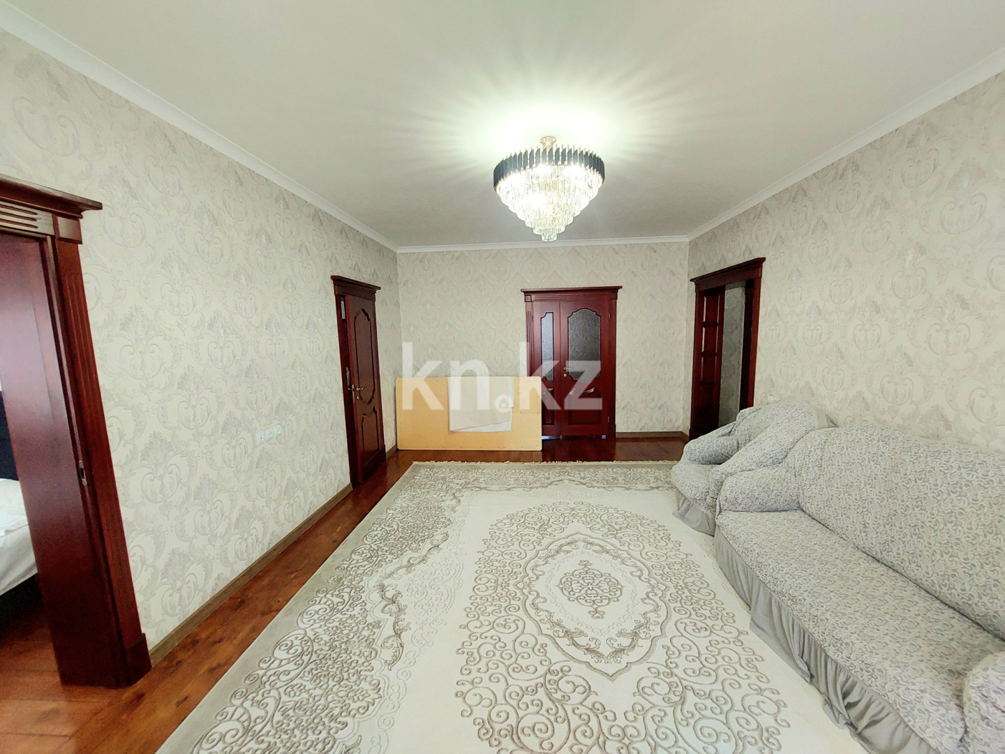 Продажа 6-комнатного дома, 252 м², ул. Сырым батыра, дом  64 - Продажа квартир в Шымкенте фото 14 из 40