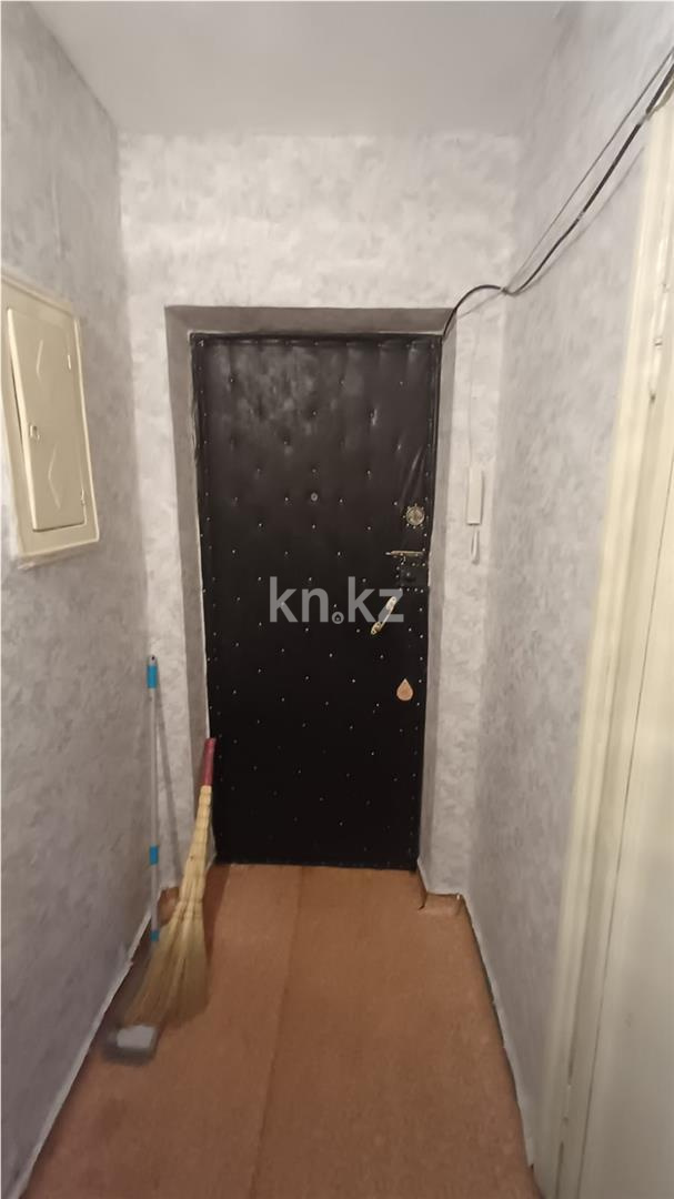 Продажа 3-комнатной квартиры, 55 м², мкр-н 12 - Продажа квартир в Караганде фото 10 из 12