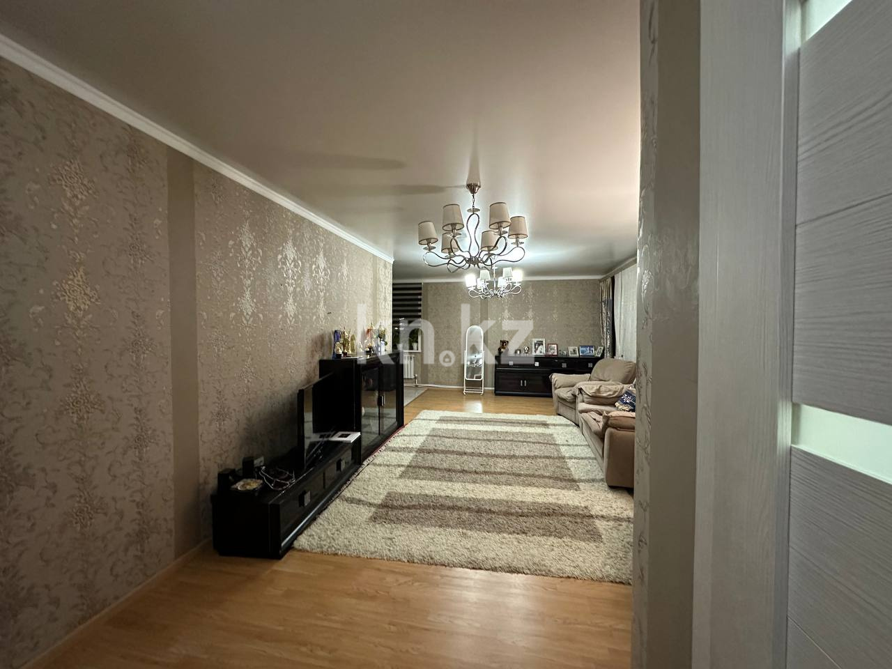 Продажа 2-комнатной квартиры, 88 м² - Продажа квартир в Казахстане - страница 17 фото 1 из 8